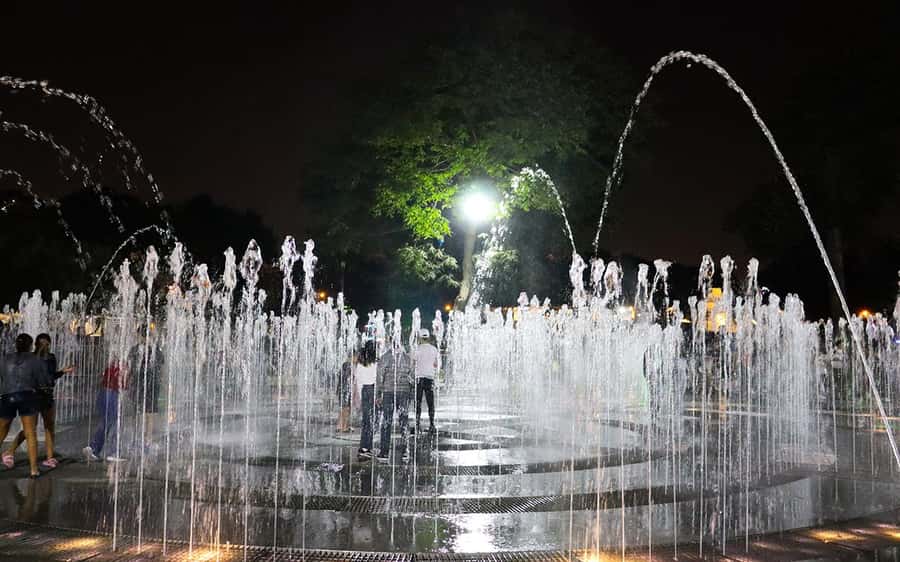 Lima: Magic Water Circuit Tour w/ Transfer & Ticket - What to bring for a comfortable, photo-friendly night