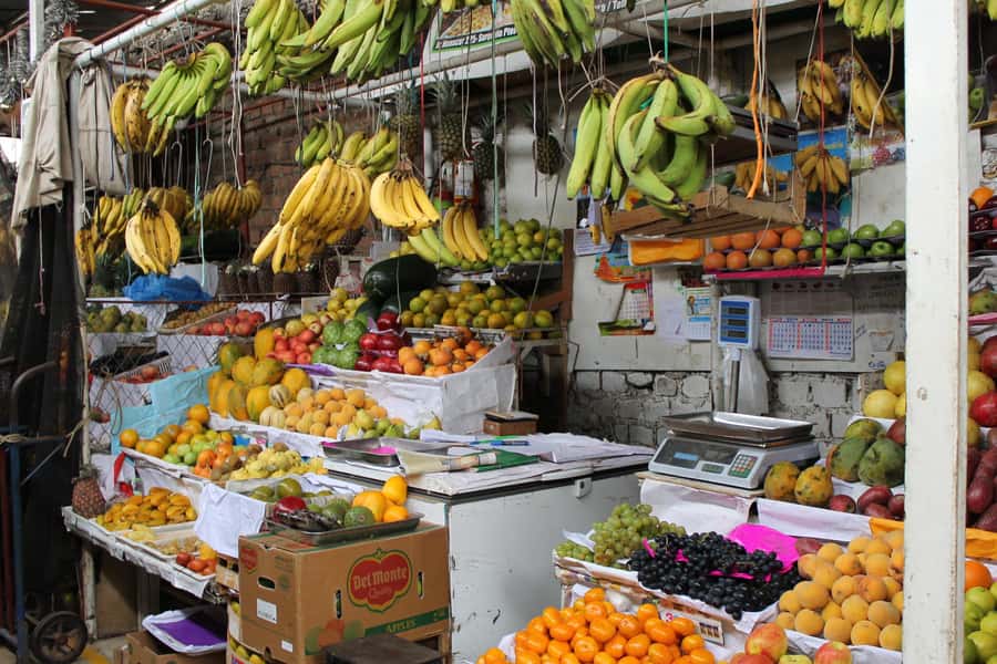 Lima: Market Tour, 35 Fruits Tasting & Cooking Class - Surquillo Market Nro 1: the best kind of ingredient scouting