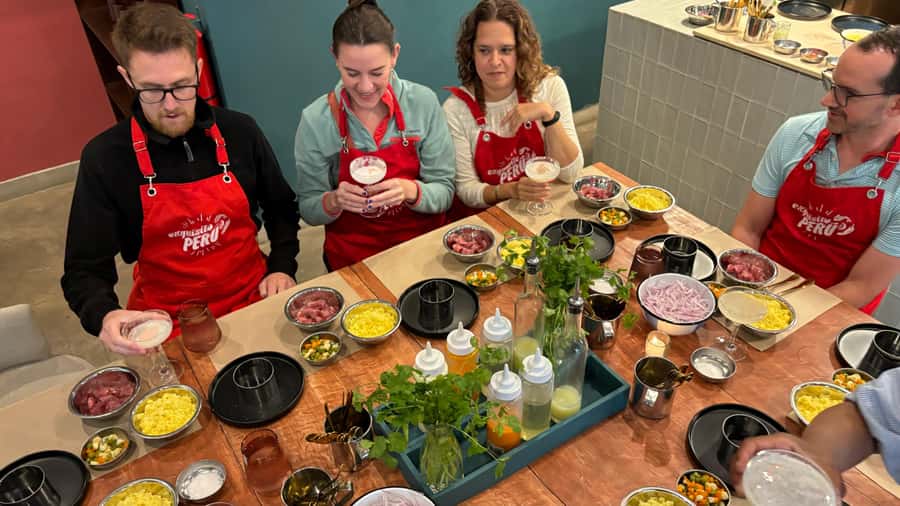Lima: Market Tour and Cooking Class with Pisco Sour - Fruit Tastings: The Fastest Way to Understand Lima’s Ingredients