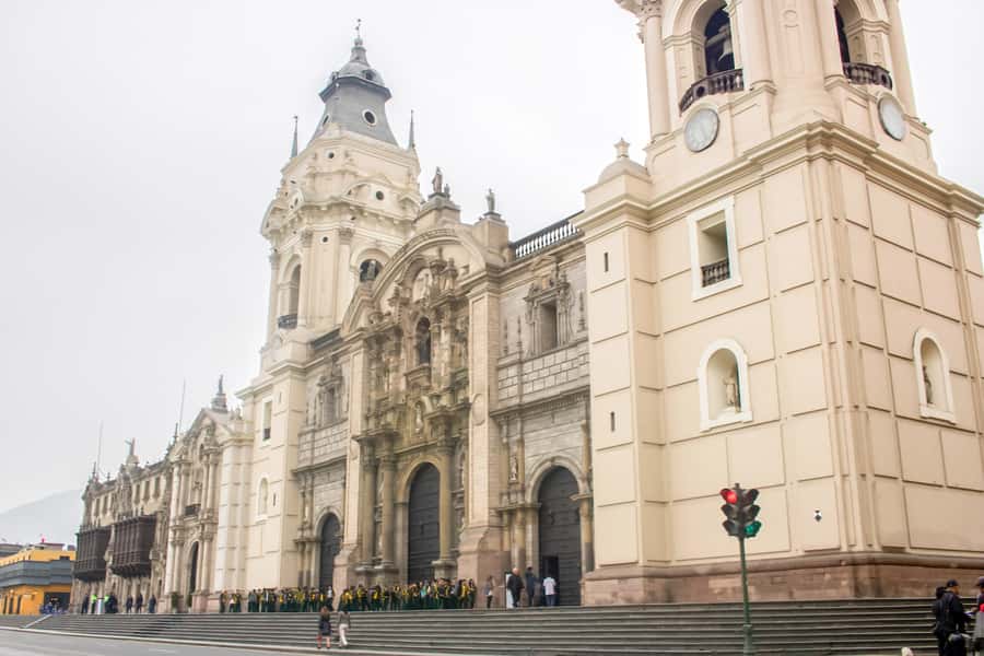 Lima: Private Classic City Tour - Huaca Pucllana: an ancient temple start in Miraflores