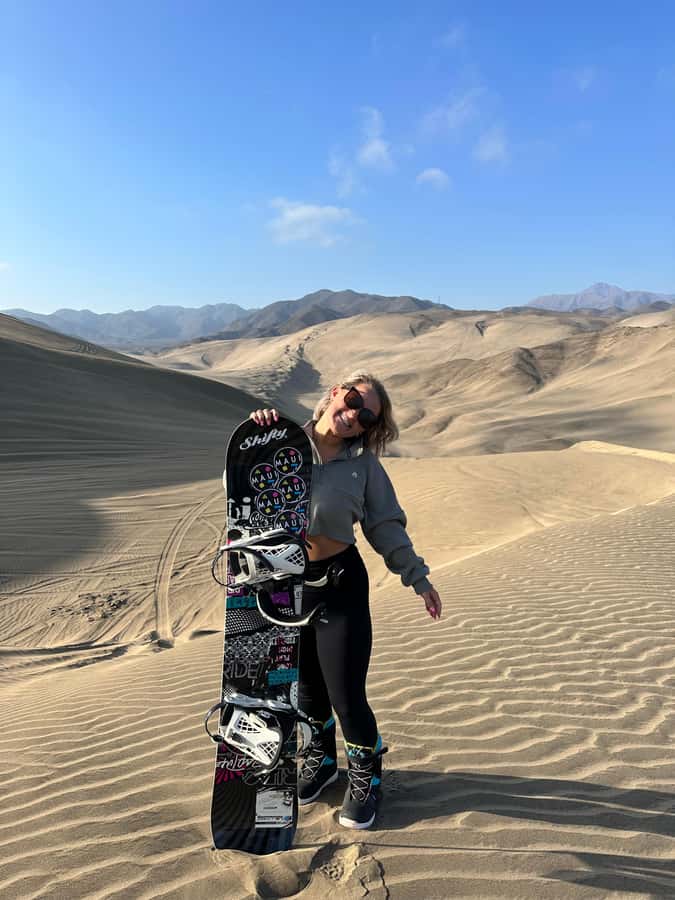 Lima: Sandboarding and Jeep Tour - Gear up at the sandboard store: the part people underestimate