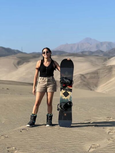 Lima: Sandboarding and Jeep Tour - From Lima pickup to the dunes: the 4x4 ride is part of the show