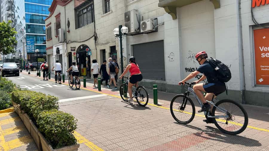 Lima: Sightseeing Bike Tour with Food and Drink Tastings - Why this Lima bike-and-food route makes sense