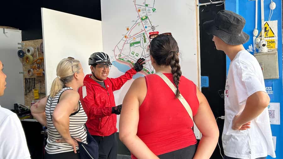 Lima: Sightseeing Bike Tour with Food and Drink Tastings - Terrua coffee: your first Lima taste