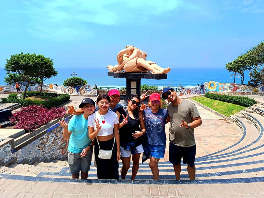Lima: Tour in Miraflores, San Isidro, Barranco & Chorrillos - Price and value: why $55 can make sense for a first Lima day