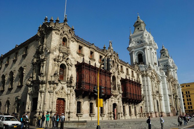 Lima's Vibrant Heritage: Exploring the City's Landmarks Half-day - Santo Domingo Convent: where saints and history share the same corridors