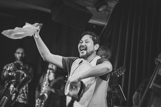 Live Afro-Peruvian Jazz Music - Gabriel Alegría and the Sextet: the heart of the sound