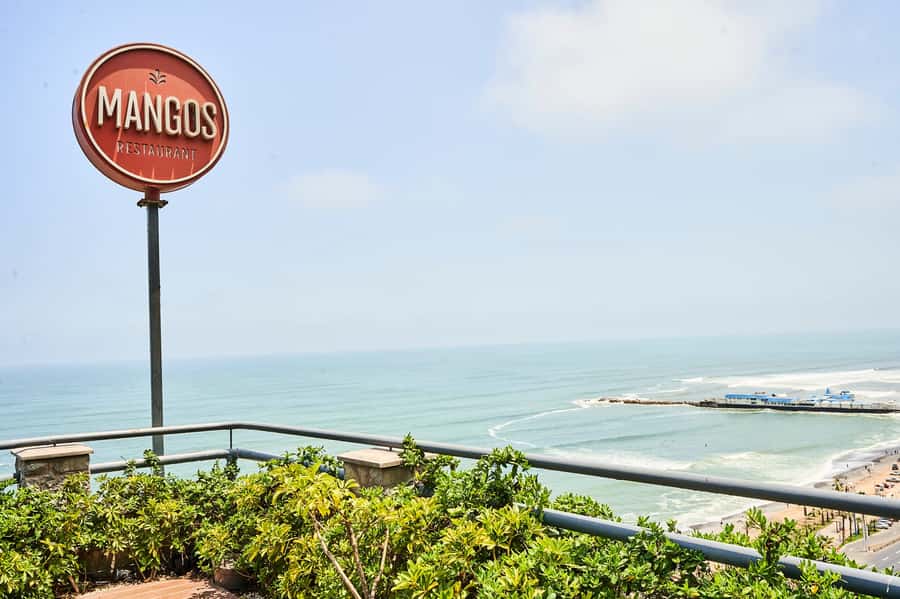 Lunch Menu at Mangos Larcomar restaurant - Who This Lunch Suits Best in Miraflores
