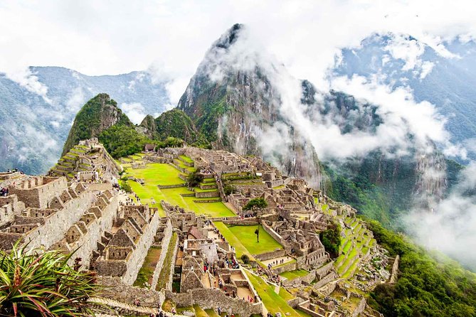 Machu Picchu 2-Day Adventure by Train with Overnight Stay - Aguas Calientes afternoon: museum walk or hot springs soak