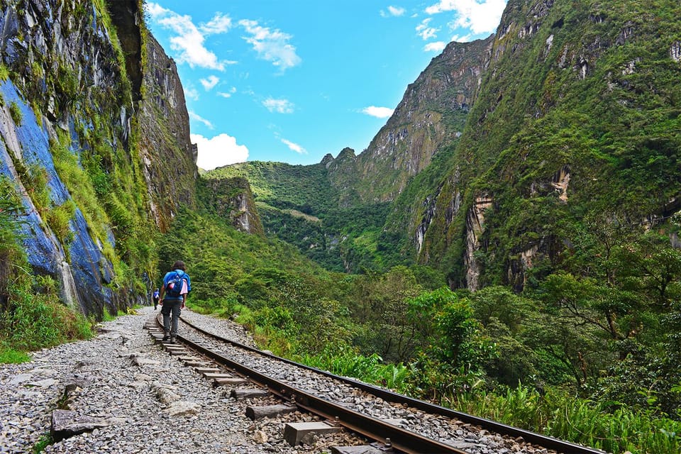 Machu Picchu 2 Days / 1 Night (By Bus) - Private Machu Picchu Tour With a Guide (~2 Hours)