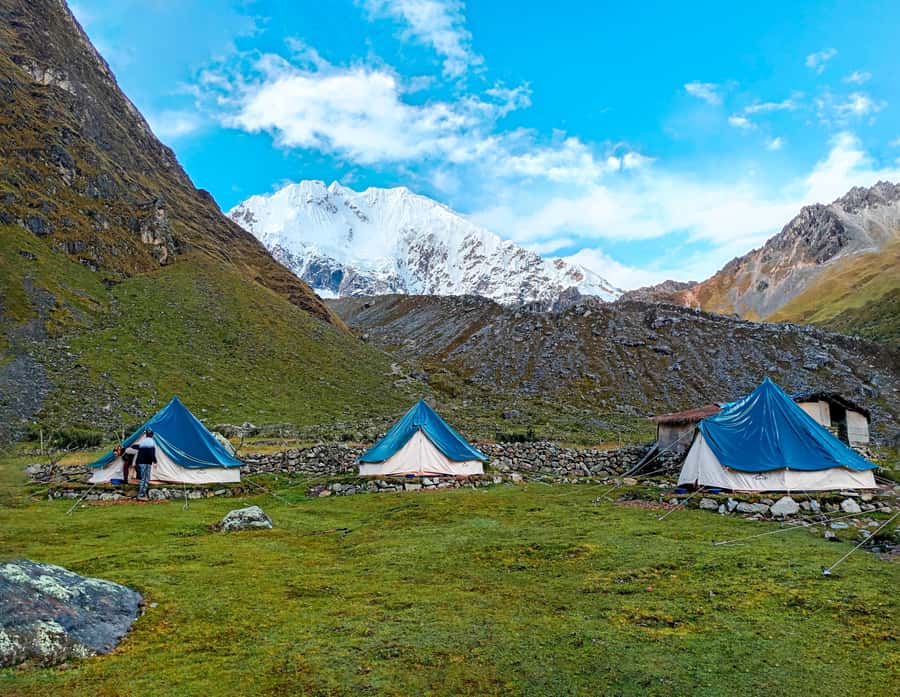 Machu Picchu: 5-Day Salkantay Trek with Panoramic Train - Day 1: Humantay Lake’s turquoise water and a Salkantay glamping night