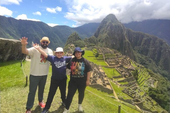 Machu Picchu Day Trip from Cuzco - Ollantaytambo to Aguas Calientes by Expedition train