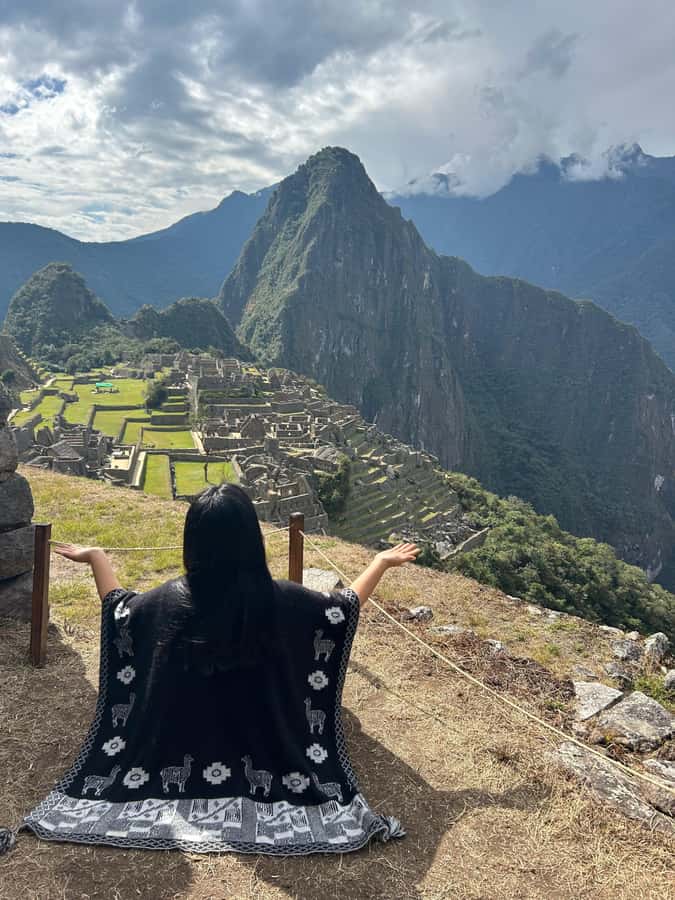 Machu Picchu: Private Tour Guide Service for up to 15 people - Price and value: what $120 per group really means