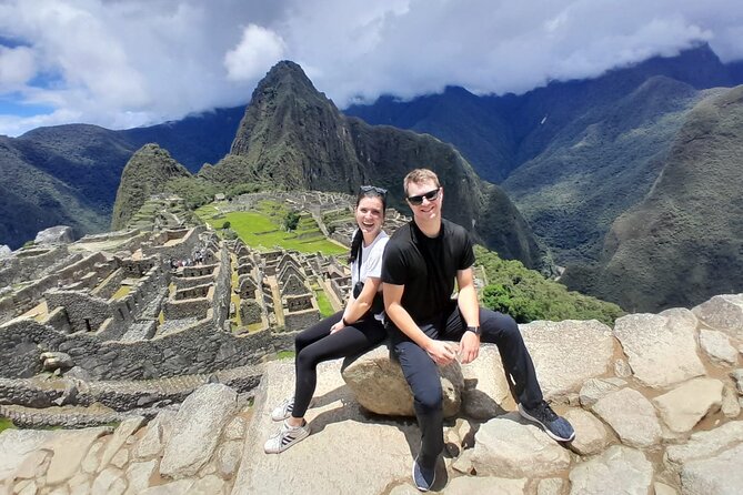 Machu Picchu Small Group Day Tour from Cusco - The rail segment to Aguas Calientes: the best way to change altitude smoothly