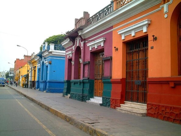 Magic Fountains Park & Bohemian Barranco at Night (Small Group) - Key highlights to expect