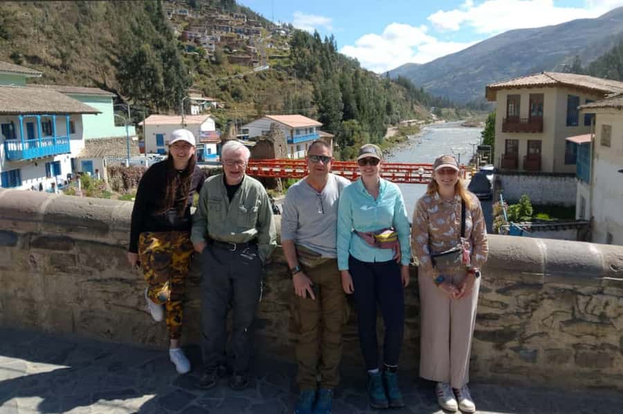 Manu National Park Tours from Cusco 5 Days - Soga De Oro Highlights: Parrots, Traditional Lunch, And A Real Jungle Hike
