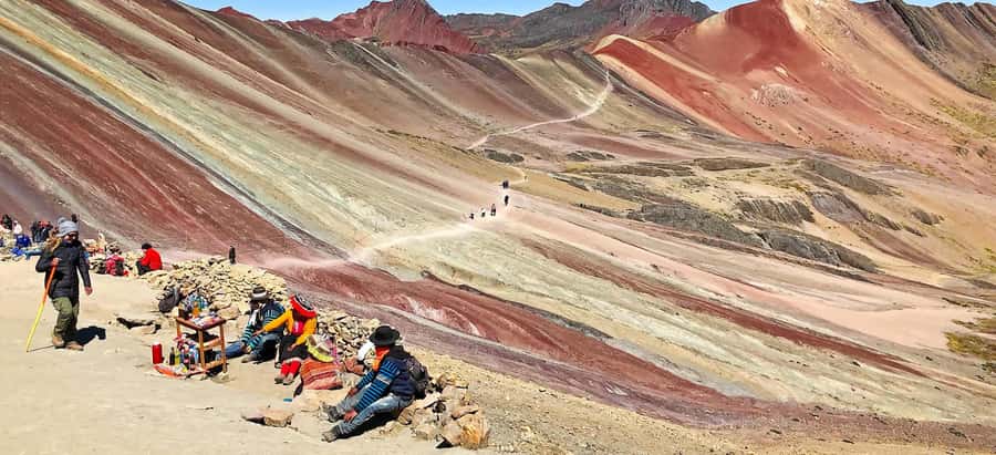One day tour to Rainbow Mountain and Red Valley (optional) - Entrance fee and what it changes for your budget