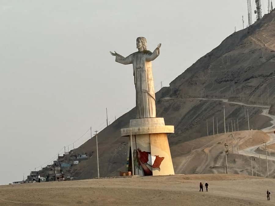 Pachacamac: Private tour of the Great Archaeological Sanctuary and Site Museum - What to bring and how to handle the small rules
