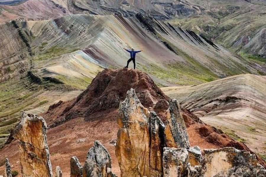Palcoyo mountain hiking + stone forests - At the top: why the stone forest is the main event