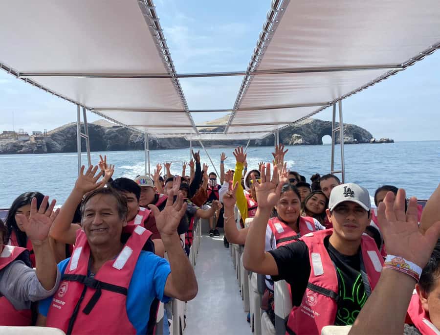 Paracas: Ballestas Islands Morning Boat Tour - Key tour highlights to plan around