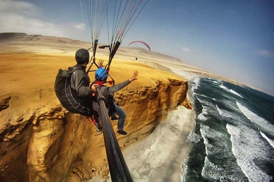 Paracas : Paragliding - Fly Like a Bird - When to go: the best window for flying