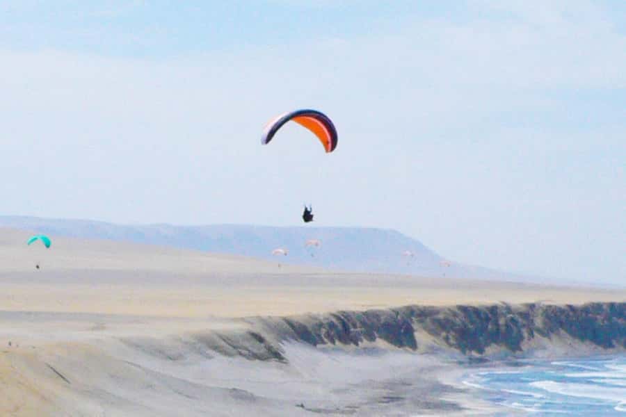 Paracas : Paragliding - Fly Like a Bird - Getting to Paracas National Reserve without the stress