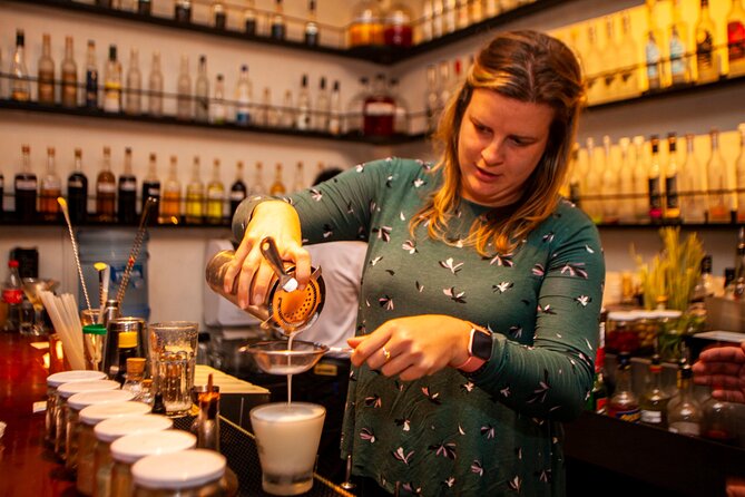 Pisco Sour Secrets: Hands-On Mixology in Historic Cusco - The walking-orientation component (and how to handle it)