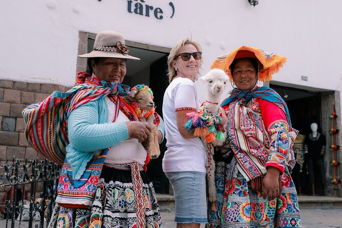 Private Cusco City Tour with Sacsayhuaman & Inca Sites - Plaza de Armas and Loreto Street: Your Cusco Orientation