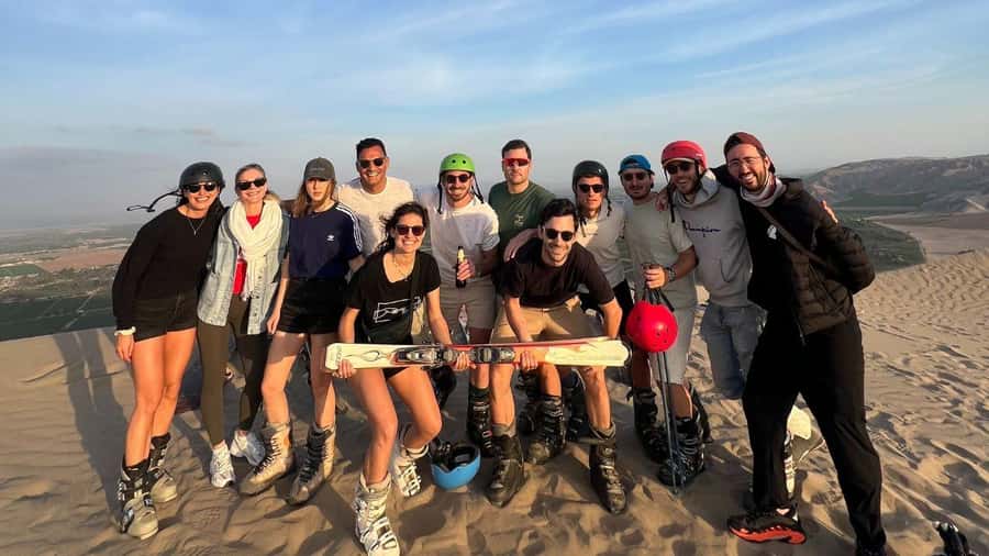 Pro Sanboarding or skiing in Huacachina from Lima - Day trip - Huacachina oasis: the setting that makes sandboarding feel unreal