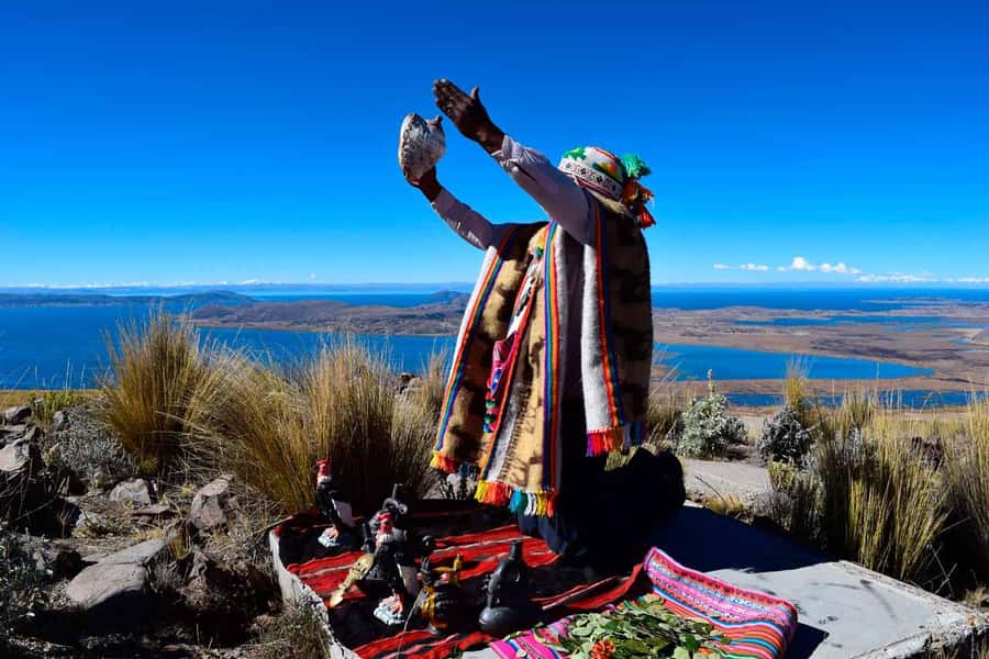 Puno: Chucuito, Aramu Muru, and Juli Day Trip - A 9-hour route that strings together Chucuito, Aramu Muru, and Juli