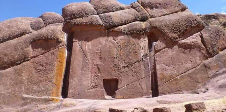 Puno: Chucuito, Aramu Muru, and Juli Day Trip - Chullpas of Molloco and Waru Waru Andinos: how the Andes planned for frost