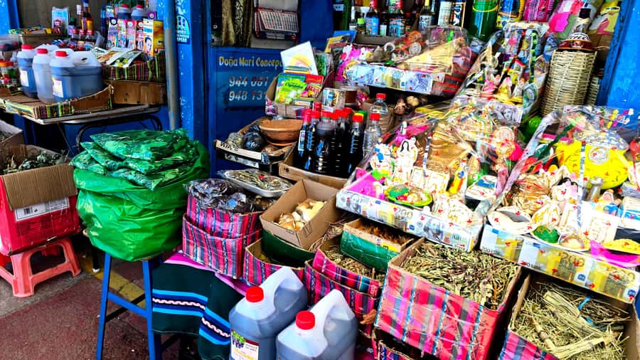 Puno: History and Culture Walking Tour - Who should book this Puno history and culture walking tour?