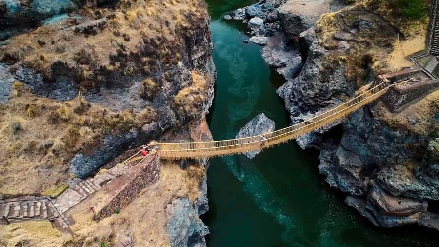 Queswachaka : Tour Inca bridge - Quehue and the Queswachaka Inca suspension bridge