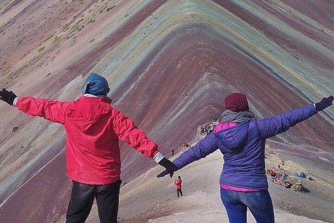 Rainbow Mountain Perú Full Day Group Shared Service - Why the 4 AM start is worth it at Rainbow Mountain (Vinicunca)