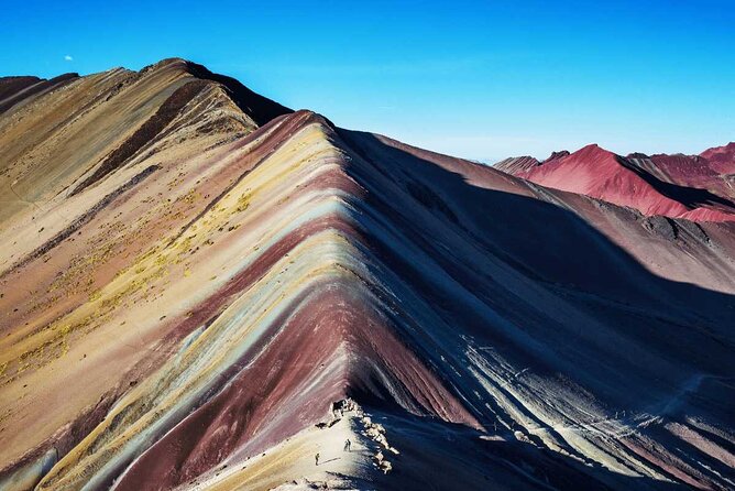 Rainbow Mountain Perú Full Day Group Shared Service - Getting to the trailhead: Cusco drive, restaurant stop, and the shared-service flow