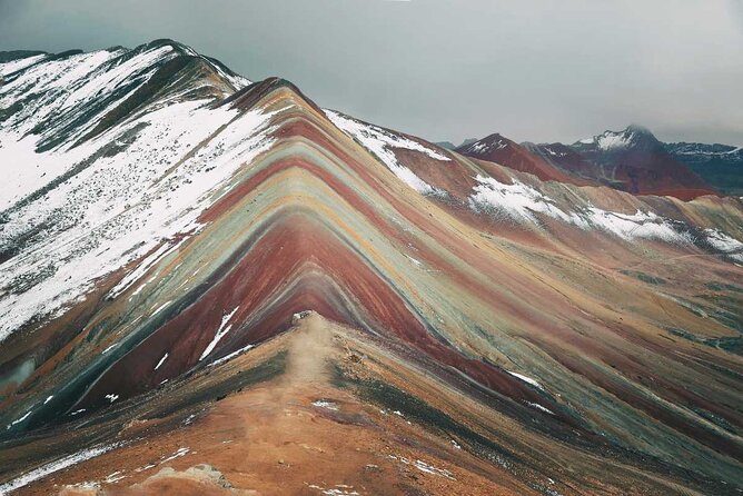 Rainbow Mountain Perú Full Day Group Shared Service - The Red Valley/Viewpoint option: choosing a second kind of scenery