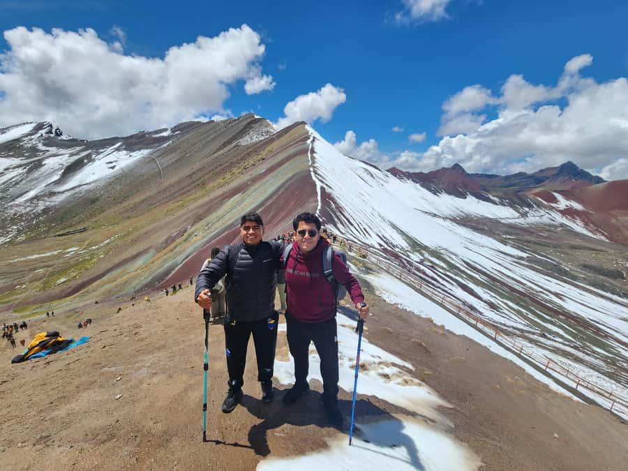 Rainbow Mountain Tour and optional visit to the Red Valley - Rainbow Mountain viewpoint: photos, cold air, and managed timing
