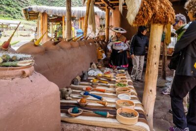 Sacred Valley and Machu Picchu Tour in 2 days with Peru Vip - Ollantaytambo: The Last Living Inca City Vibe