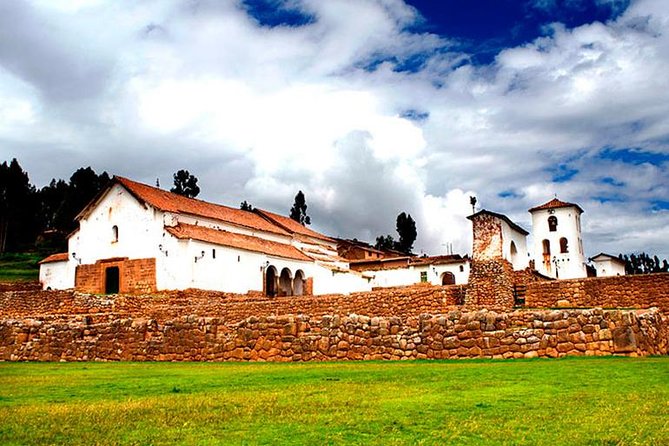 Sacred Valley Private Tour: Chinchero, Ollantaytambo and Pisaq - The Guides: Where the Experience Gets Its Personality