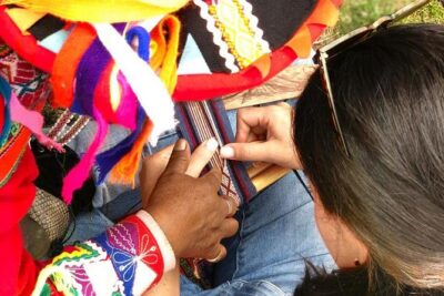 Sacred Valley Textile Workshop – Dyeing & Weaving in Cusco - Foraging, plant dye baths, and why these colors aren’t random