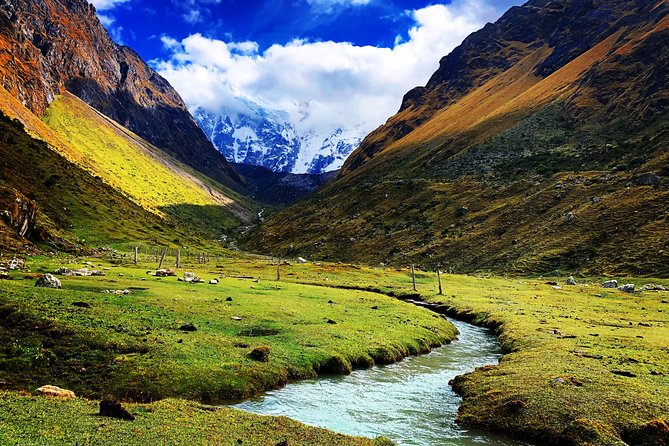 Salkantay Trek To Machu Picchu 5 Days And 4 Nights - Day 1: drive to Soraypampa and the Humantay Lake excursion