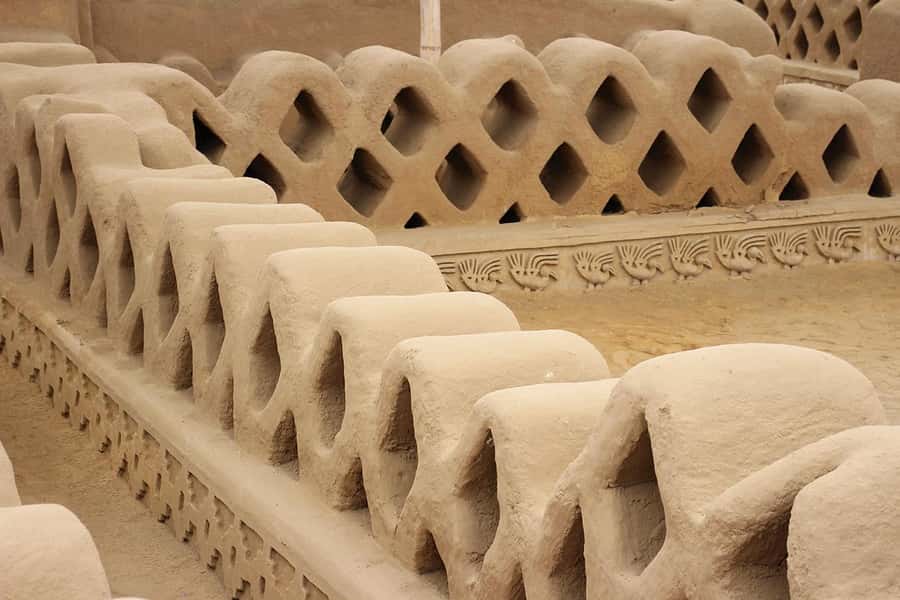 Shore Excursion from Salaverry port - Stop 1: Huaca del Sol and Huaca de la Luna, the Moche in full scale