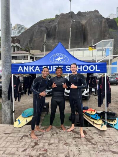 Surfing experience in Lima - New surf gear and wetsuit: why included equipment is a big deal
