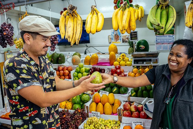 The 10 Tastings of Lima With Locals: Private Street Food Tour - Historic Lima views between bites: Inquisition, Congress, Cathedral, Government Palace