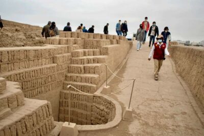 Tour Huaca Pucllana: Pyramids and Pre-Columbian Antiquity - How the 3-Hour Plan Actually Feels: Pickup, Guided Walk, and Photo Time