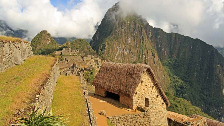 Tour Machu Picchu + Mountain of Huayna Picchu 2 days - Key highlights worth your attention