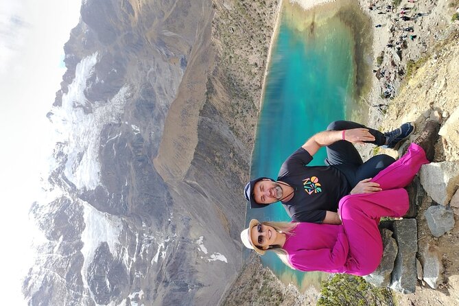 Tour to the HUMANTAY LAGOON from CUSCO - The lagoon stop: guided explanations and photo timing