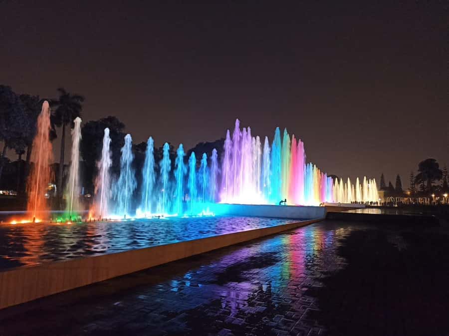 Tour to the magical water circuit with dinner and dance show - Key highlights at a glance