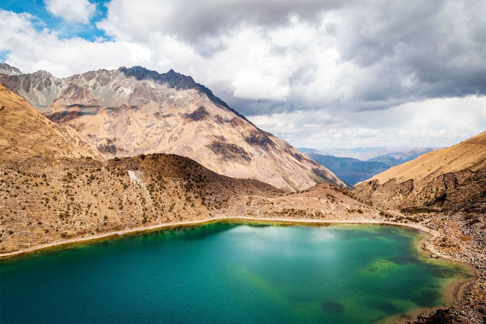 Trek to Humantay Lake from Cusco - Descending to Soraypampa and the best kind of lunch break
