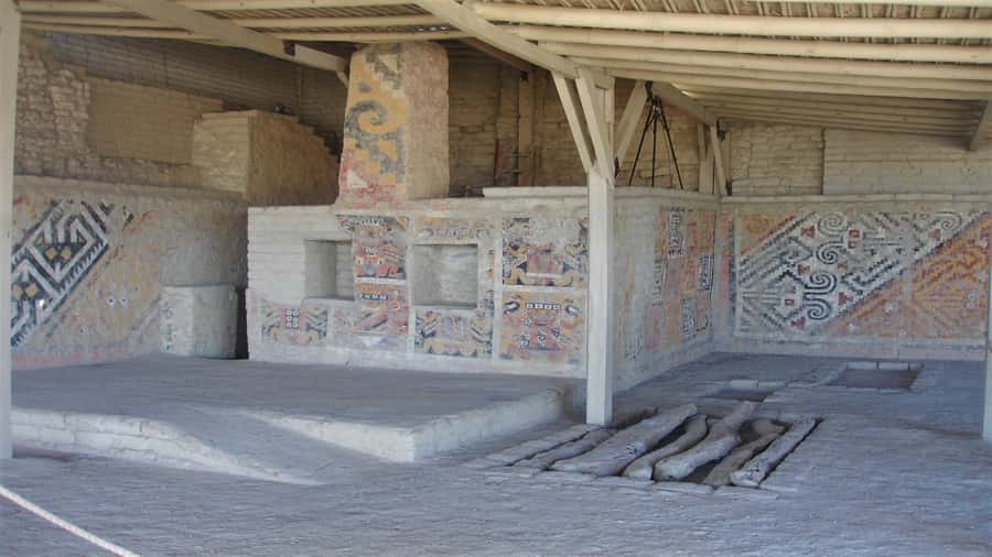 Trujillo: El Brujo Complex Archaeological Tour with Tickets - Reading Mochica murals: geometric figures, reliefs, and wall scenes